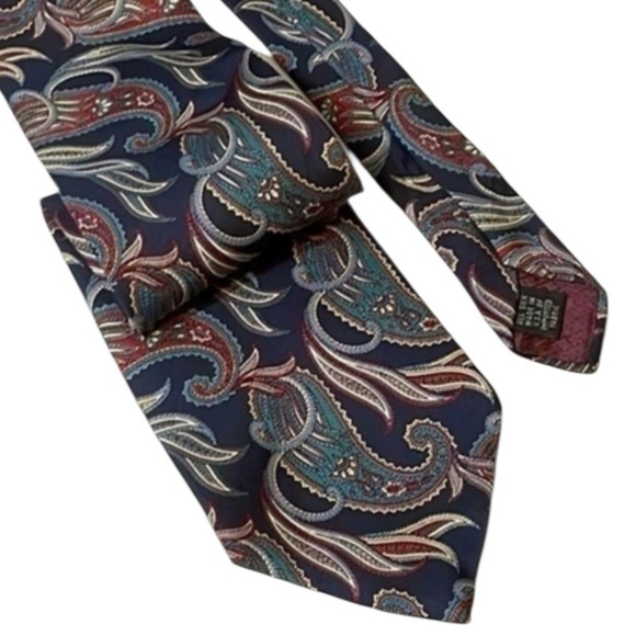 Christian Dior Monsieur Mens Silk Tie Blue Paisley Print Vintage Tie - Picture 2 of 9